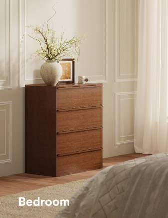 4 drawer modules combined in the bed room.